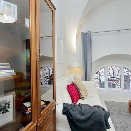 Ponte Cavour Apartment Рим Екстер'єр фото